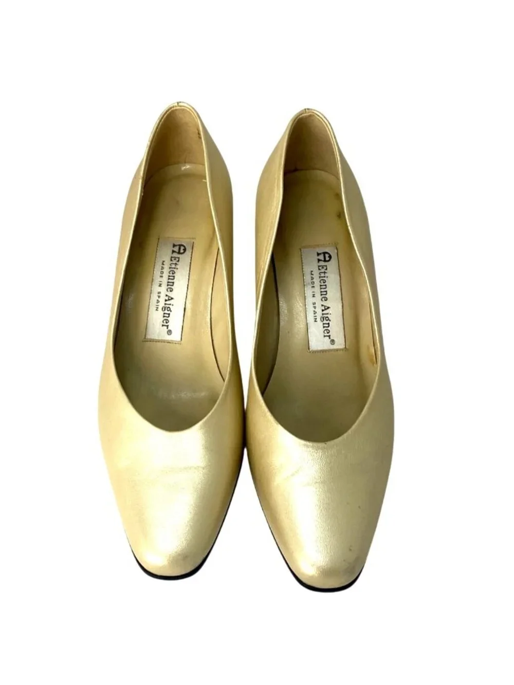 Etienne Aigner these sophisticated